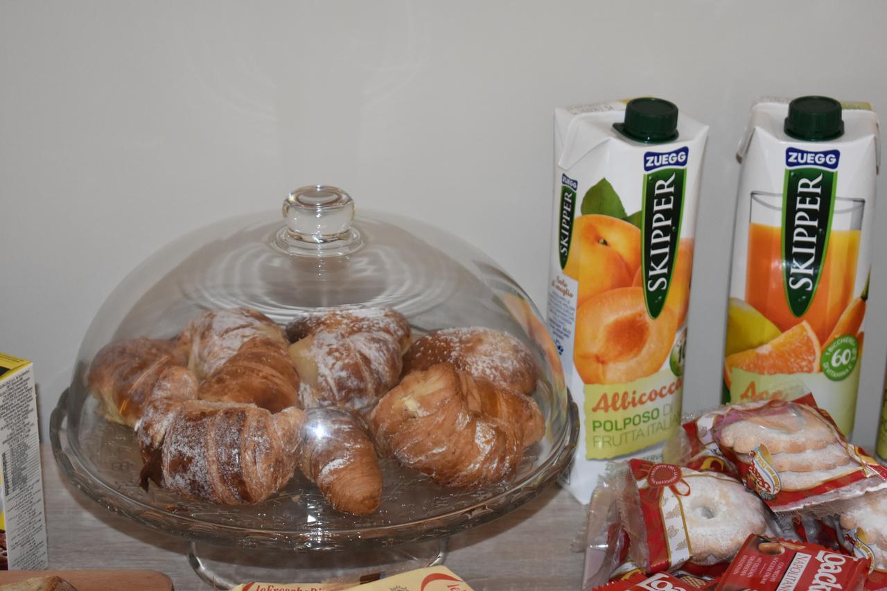 I Vicere B&B Deluxe Napoli Ngoại thất bức ảnh
