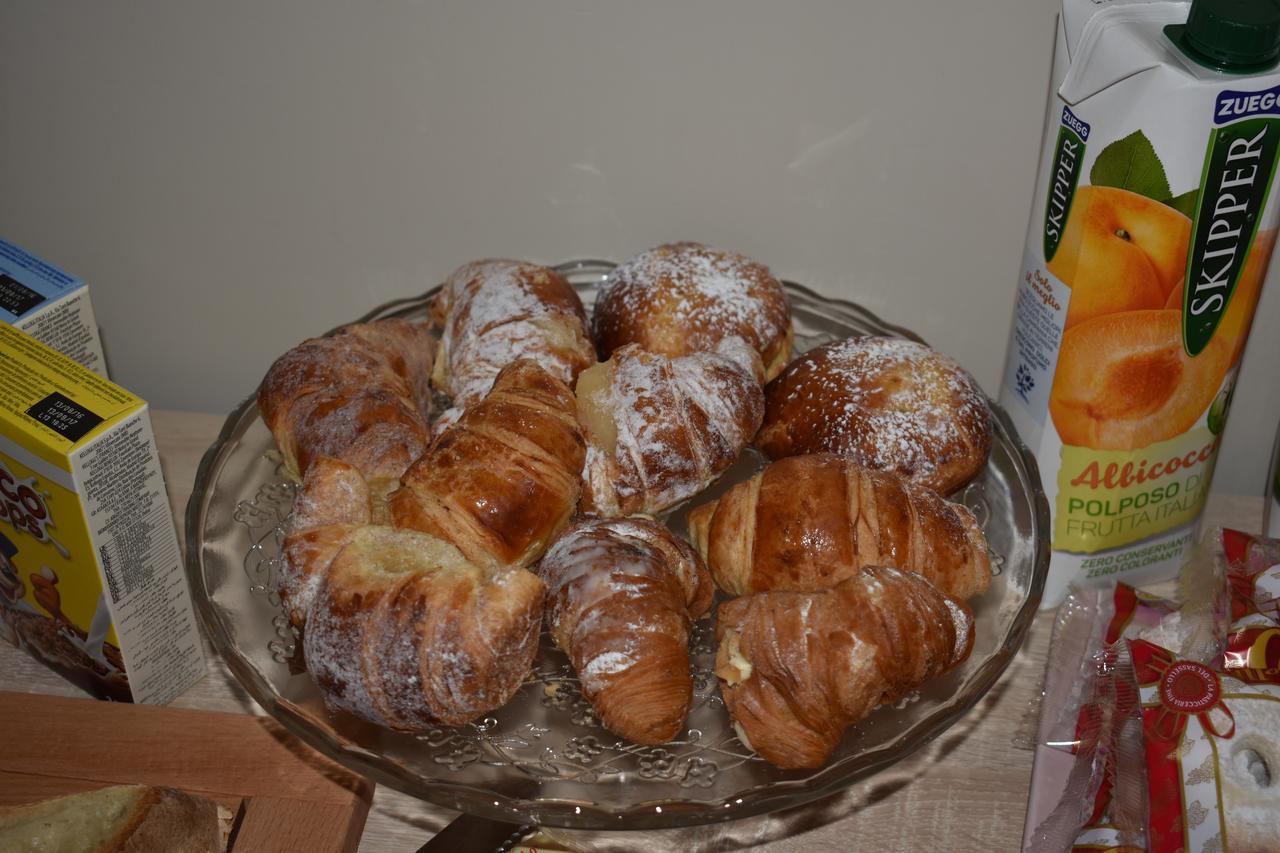 I Vicere B&B Deluxe Napoli Ngoại thất bức ảnh