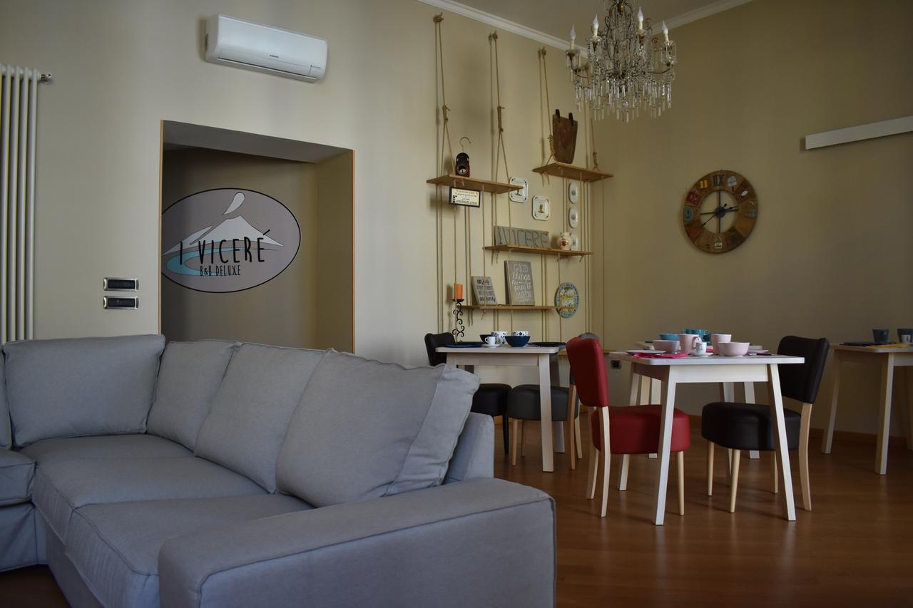 I Vicere B&B Deluxe Napoli Ngoại thất bức ảnh
