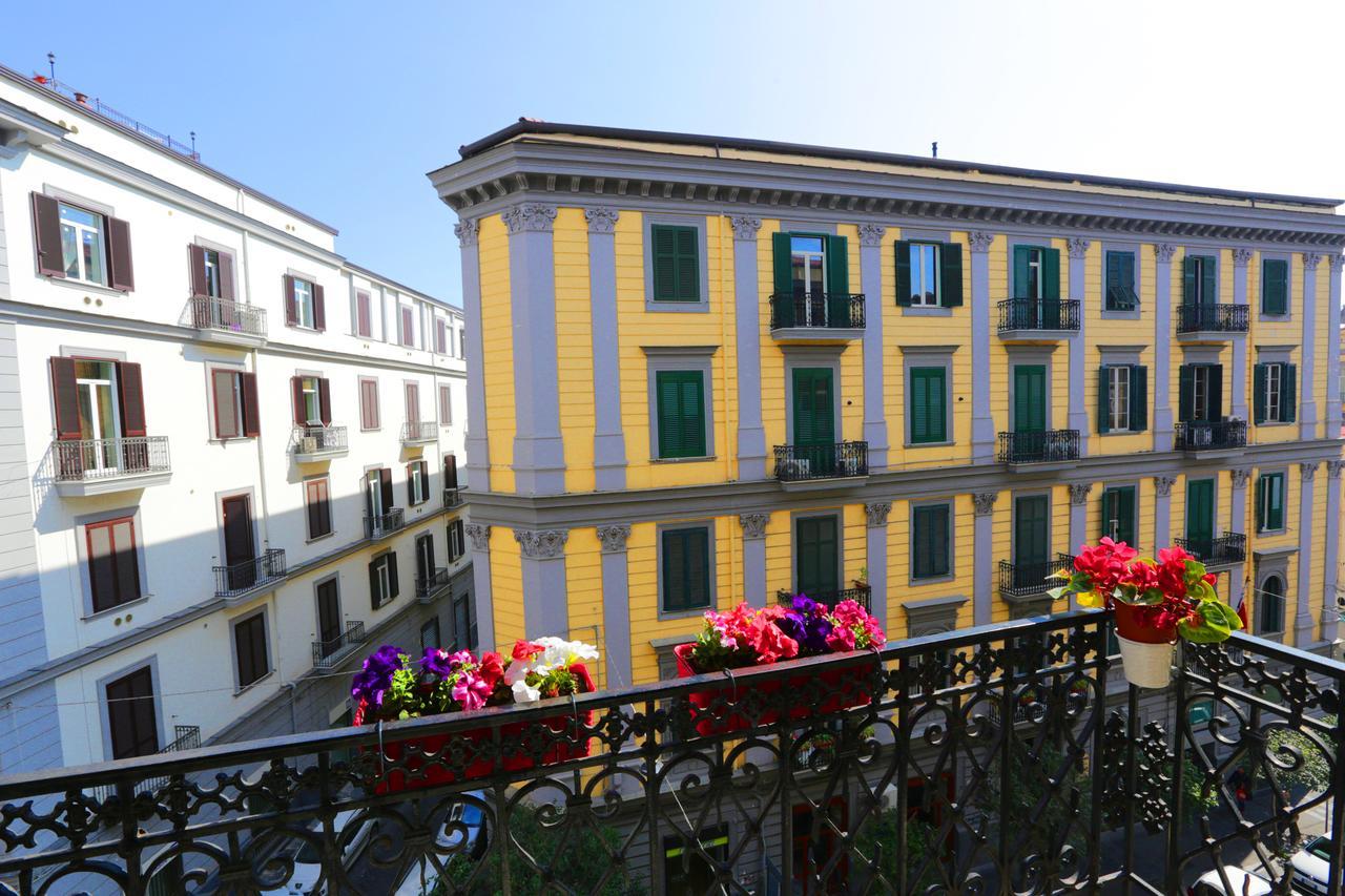 I Vicere B&B Deluxe Napoli Ngoại thất bức ảnh