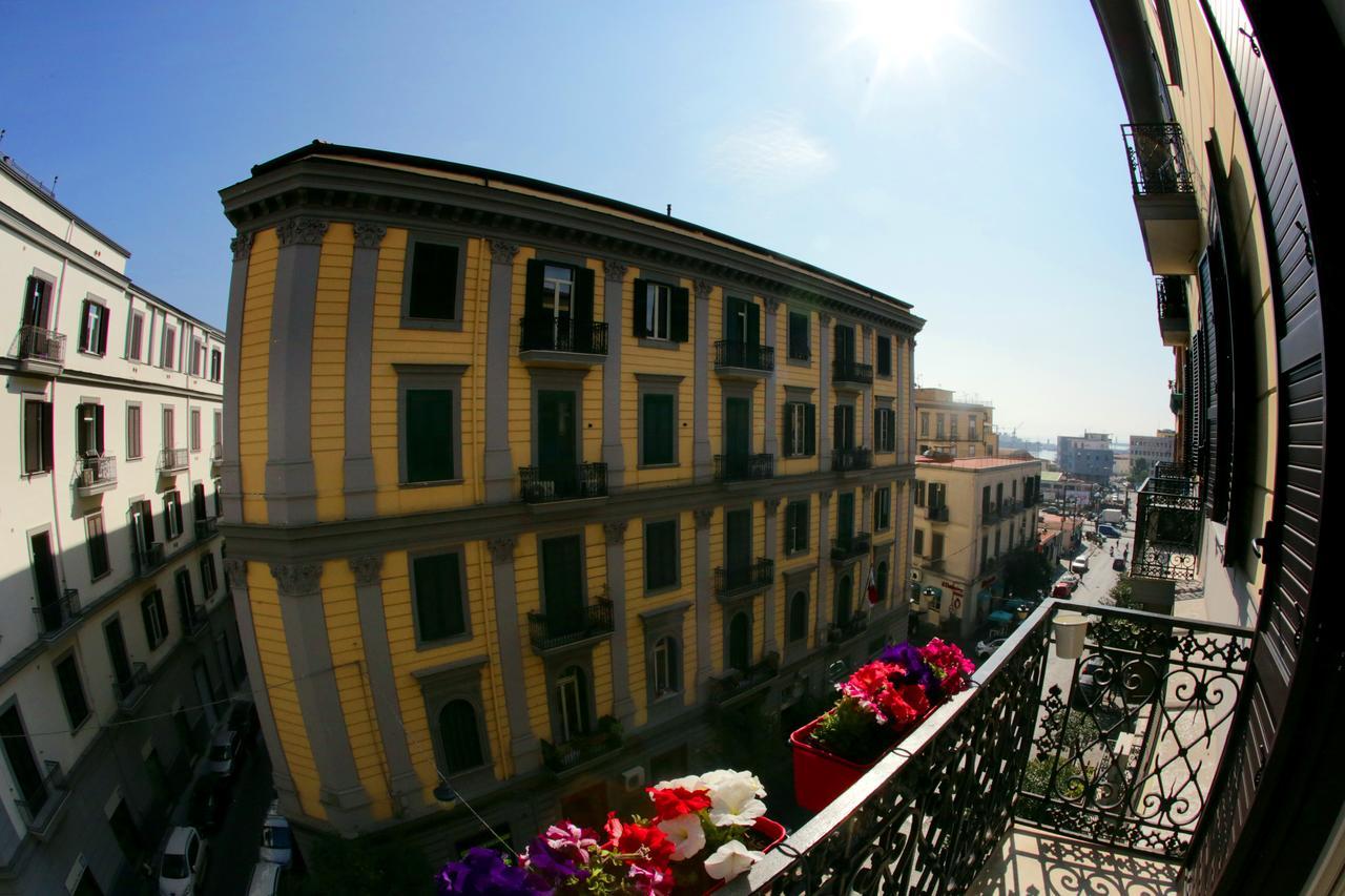 I Vicere B&B Deluxe Napoli Ngoại thất bức ảnh